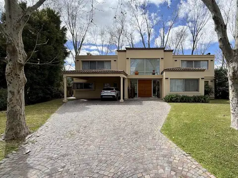 Casa en Ayres de Pilar - La Taba 15