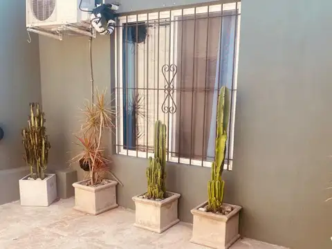Casa en Venta en Los Hornos, USD 67.000