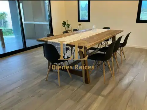 Casa en Venta en El Naudir, USD 259.000