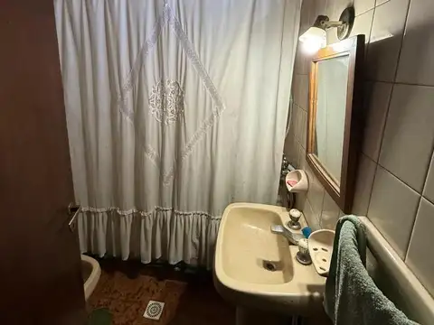 Depto Tipo Casa en Venta 40 años