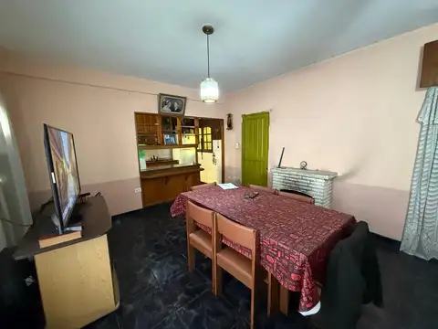 Depto Tipo Casa en Venta de 4 dormitorios