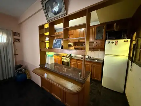 Depto Tipo Casa en Venta de 5 ambientes