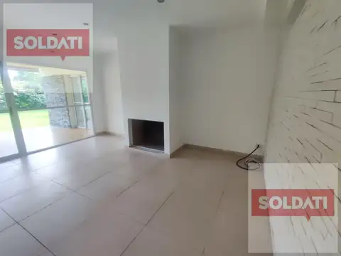 Casa en Alquiler de 3 dormitorios
