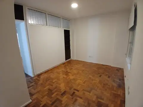 Departamento en Venta en Vicente Lopez Vias / Maipu, USD 85.000