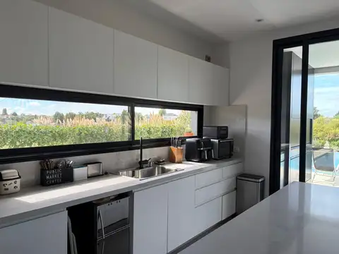 Casa en Venta en Villanueva, USD 449.000