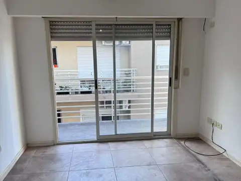 Gral. Alvarado 671 , Piso 2