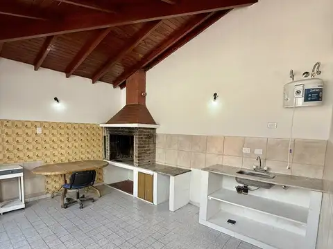 Depto Tipo Casa en Alquiler de 1 dormitorio