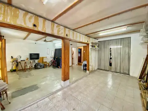 Casa 3 ambientes con 2 baños