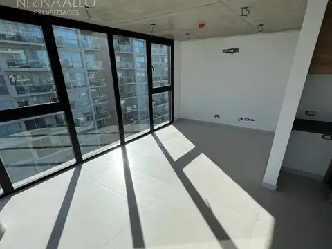 Oficina en Alquiler en Ituzaingó, $ 800.000