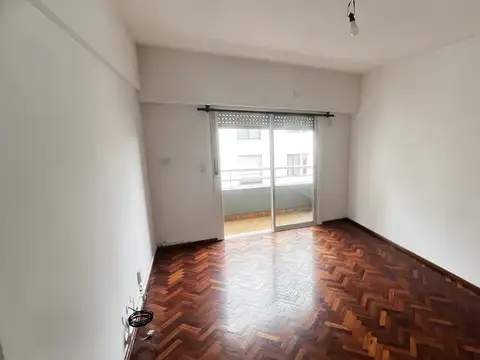 Departamento en Alquiler en Caballito, $ 700.000