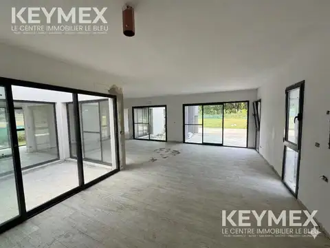 Venta de Casa a terminar en Barrio Los Cardales sobre lote de 1100m2