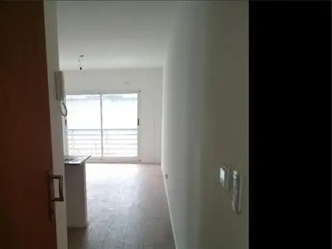 VARELA AV. 100