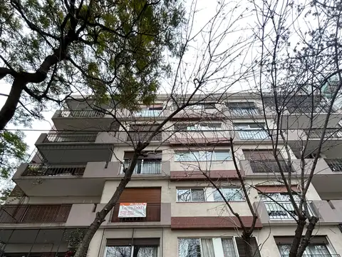 Departamento 2 ambientes c/balcón y lavadero - F. J. Sarmiento 1480, Florida.