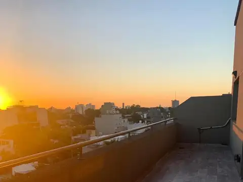 Departamento 2 ambientes con Balcón terraza APTO credito