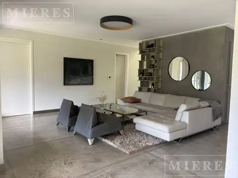 Casa en alquiler temporario en Ayres de Pilar