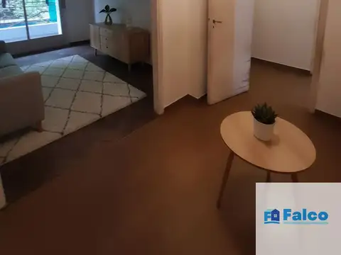 Departamento 2 ambientes amplios Balcón, apto profesional