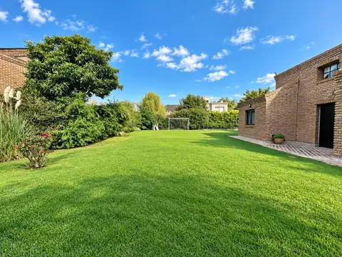 Terreno / Lote en venta de 300m2 ubicado en el Country Club Banco Provincia