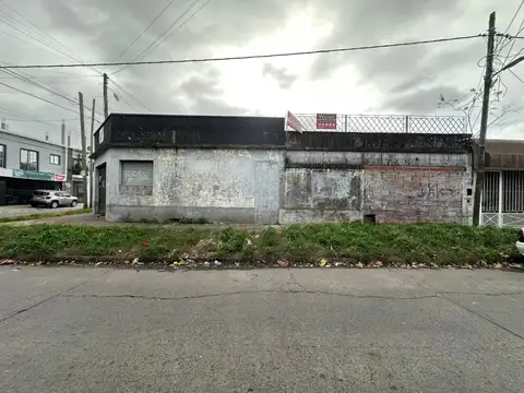 Galpon en Venta en Quilmes Oeste, USD 100.000