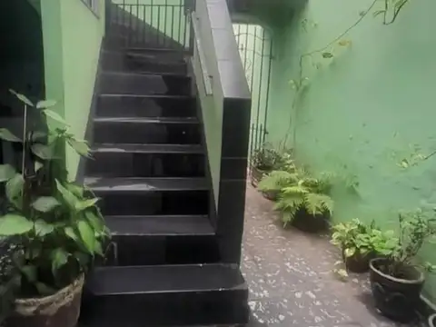 Casa en Venta en Flores Sur, USD 129.000