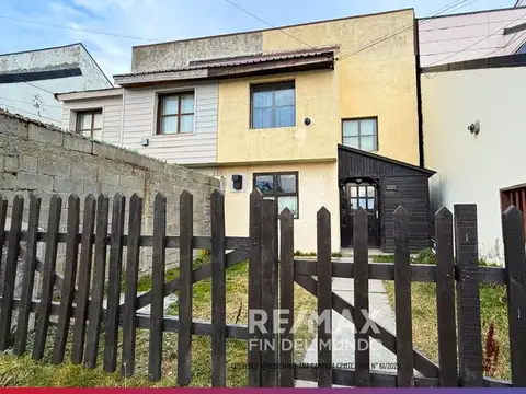 CASA EN VENTA-B. SAN SALVADOR-APTA CRÉDITO