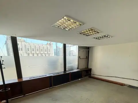 Piso completo de oficina total 430 mts 2  y 4 cocheras