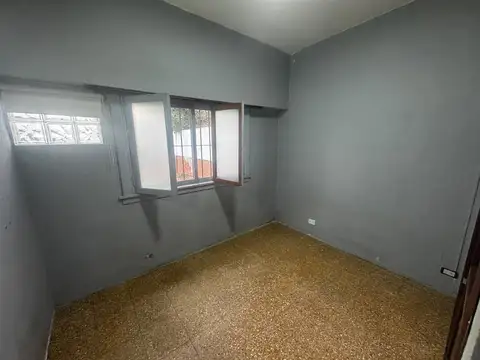 Casa en Alquiler con 1 cochera