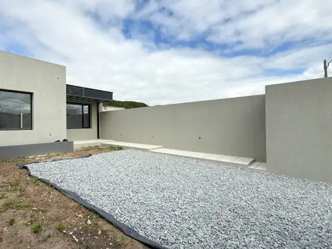 Depto Tipo Casa en Venta con 2 cocheras