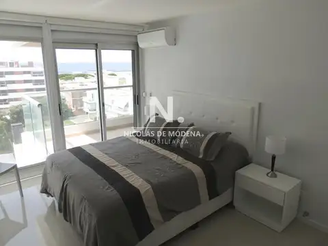 Vende Apartamento de 3 dormitorios en Icon Tower, Punta del Este