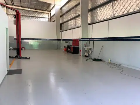 DEPOSITO EN VENTA 910M2 CUB COLECTORA SUR MORENO