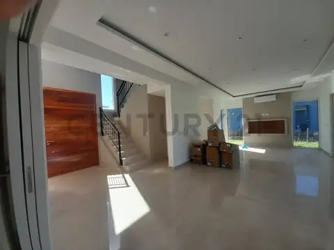 Casa en Venta en Puertos - Acacias, USD 350.000