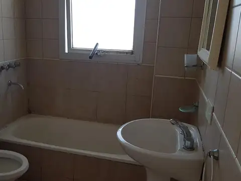 Departamento en Alquiler en Campana, $ 600.000