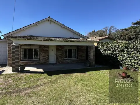 Casa en Villa Elisa. C. Belgrano y 405. 3 dormitorios