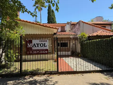 CHALET EN CARAPACHAY 4 AMBIENTES