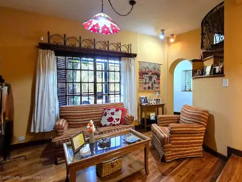 Casa en Venta con 1 cochera