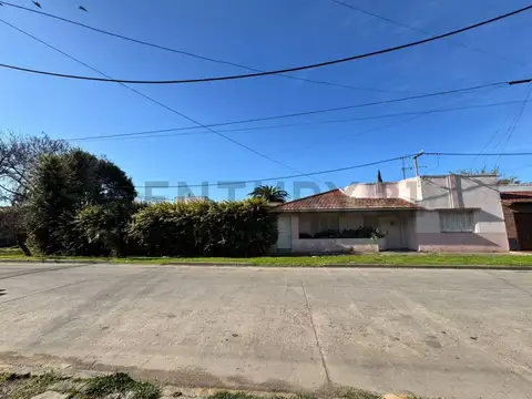 en Venta: Casa 2 Dormitorios  en Berisso