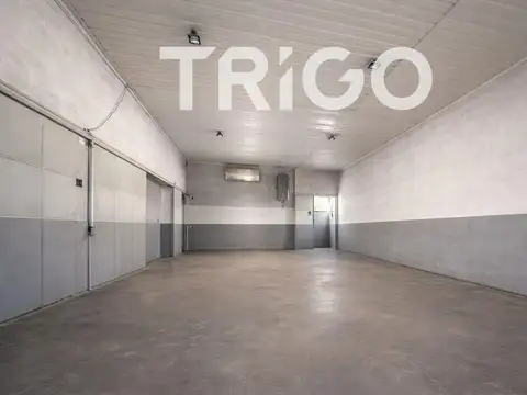 Deposito de 950m2 Acceso Oeste e Hipólito Yrigoyen CIUDADELA