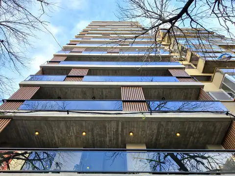 Venta, Semi Piso, 2 dormitorios, 2 baños, Orientación Norte, Amenities, Av Pellegrini, Rosario