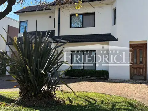 Casa en VENTA - Club de Campo San Patricio-Moreno