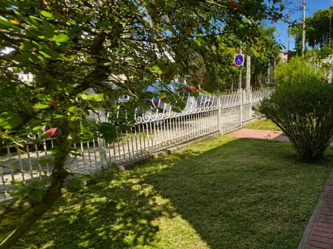 Casa en Venta en Berazategui, USD 159.000