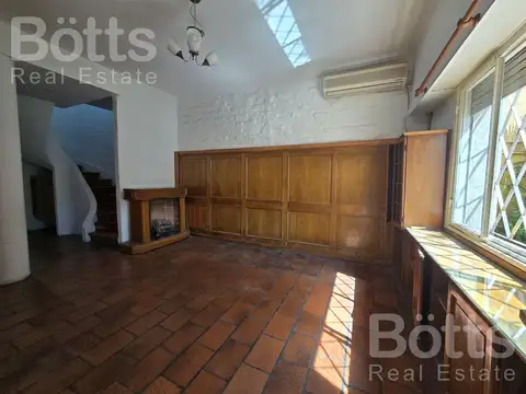 Depto Tipo Casa en Venta 40 años