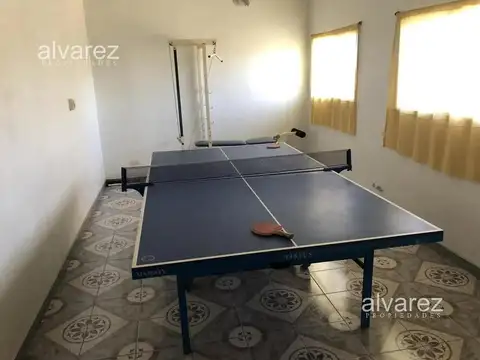 Casa 5 ambientes tuzaingó Sur.