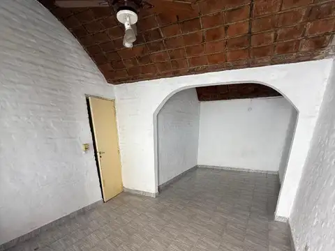 Depto Tipo Casa en Alquiler de Monoambiente