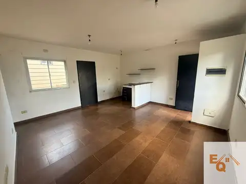 Los Almendros 1200