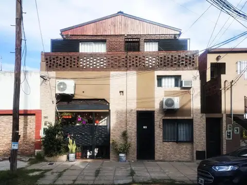 Depto Tipo Casa en Venta de 10 ambientes