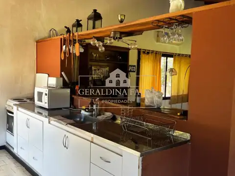 Casa en Venta con 3 cocheras
