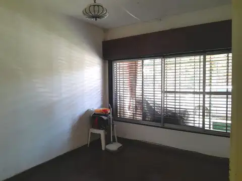 Depto Tipo Casa en Venta 56 años
