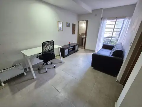 Depto Tipo Casa 3 ambientes con 2 baños