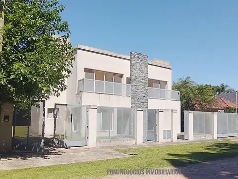 La Lonja Alt. Km 47 a 900 m de Colectora Duplex a Estrenar Lote Propio 416 m², 2 Dorm. Parrilla.Casa en venta en Pilar