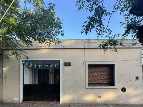 VENTA CASA 3 AMBIENTES MARTIN CORONADO