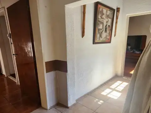 Depto Tipo Casa en Venta en Floresta Norte, USD 159.000